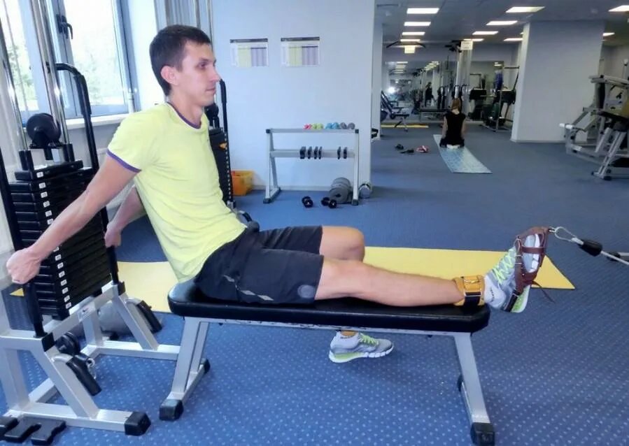 Exercițiu pentru stabilitatea genunchiului